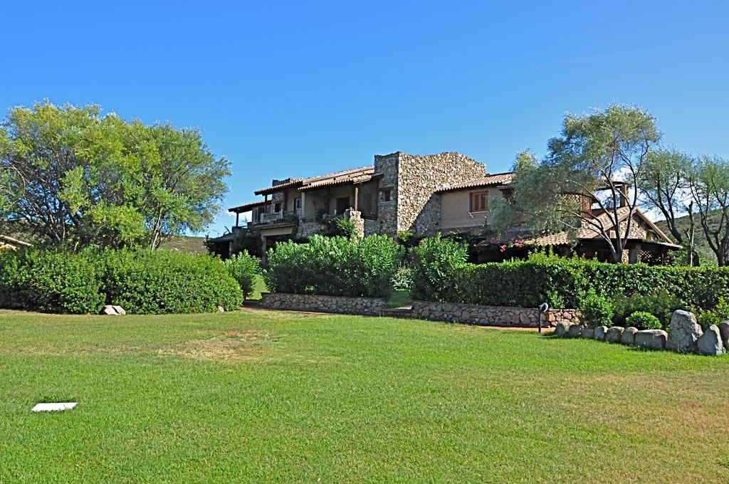 Appartamenti Residence Vela Blu Golfo Aranci มาริเนลลา ภายนอก รูปภาพ