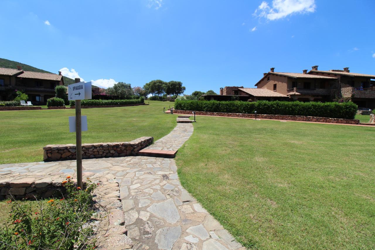 Appartamenti Residence Vela Blu Golfo Aranci มาริเนลลา ภายนอก รูปภาพ