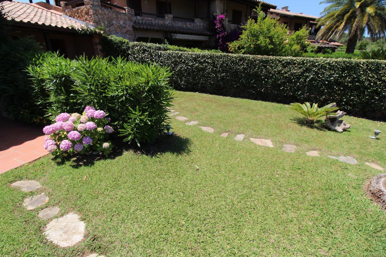 Appartamenti Residence Vela Blu Golfo Aranci มาริเนลลา ภายนอก รูปภาพ