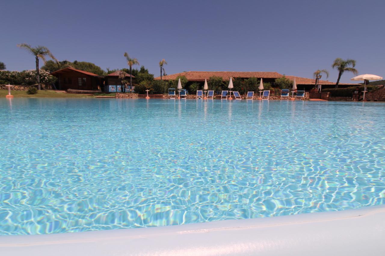 Appartamenti Residence Vela Blu Golfo Aranci มาริเนลลา ภายนอก รูปภาพ
