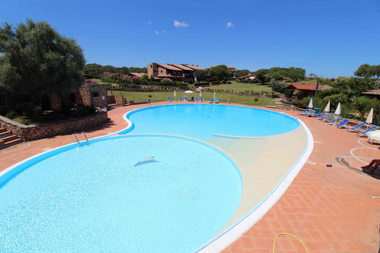 Appartamenti Residence Vela Blu Golfo Aranci มาริเนลลา ภายนอก รูปภาพ